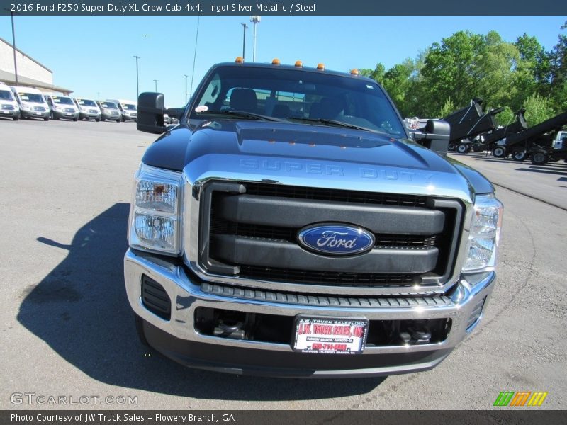 Ingot Silver Metallic / Steel 2016 Ford F250 Super Duty XL Crew Cab 4x4