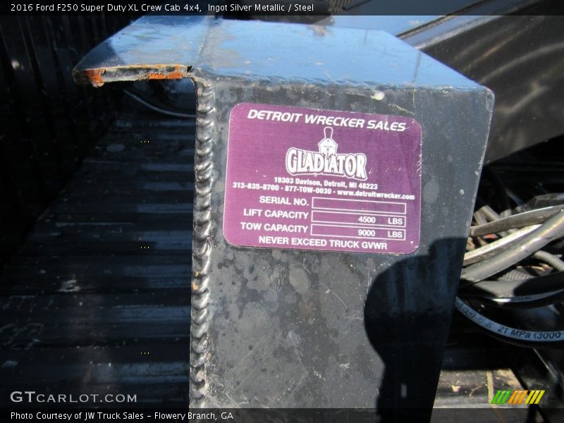 Ingot Silver Metallic / Steel 2016 Ford F250 Super Duty XL Crew Cab 4x4