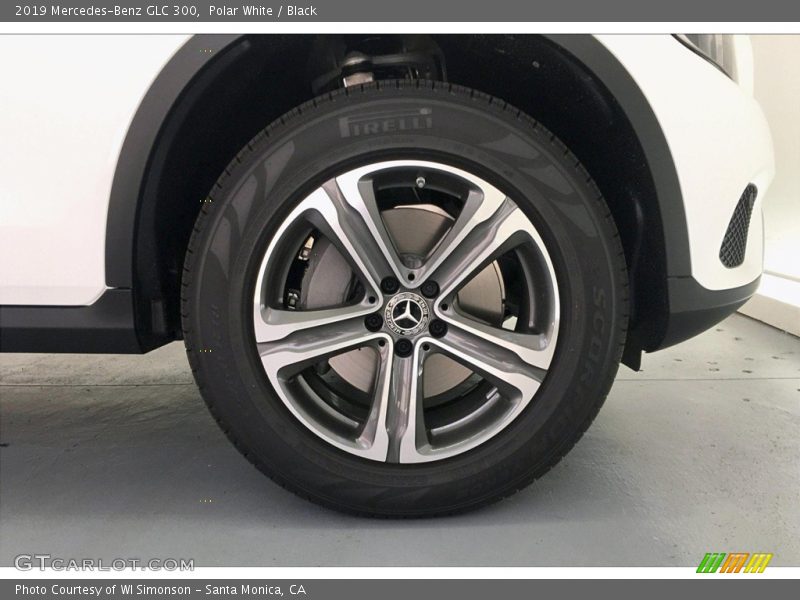 Polar White / Black 2019 Mercedes-Benz GLC 300