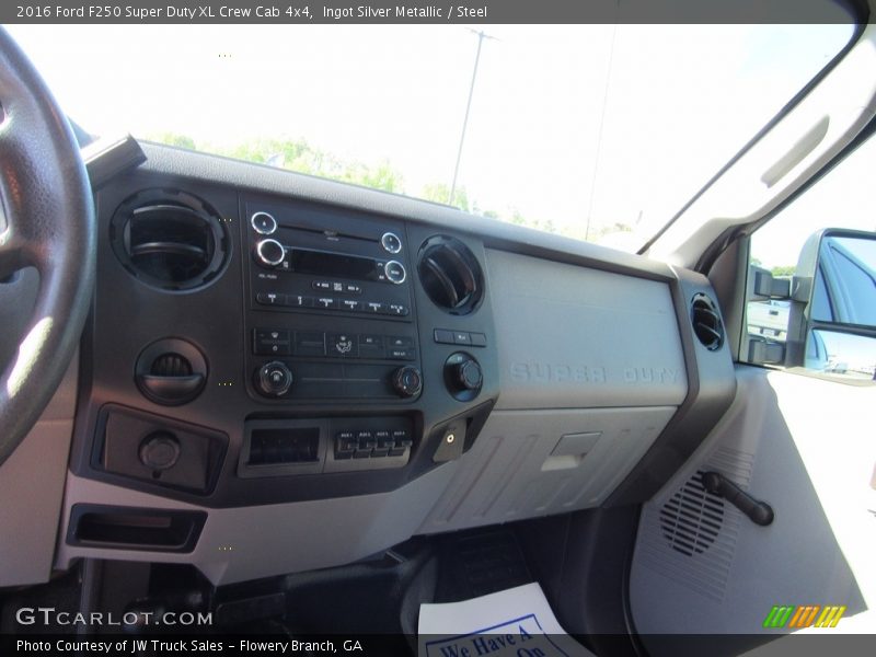 Ingot Silver Metallic / Steel 2016 Ford F250 Super Duty XL Crew Cab 4x4