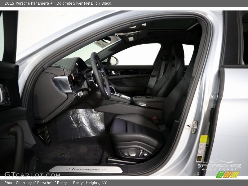 Dolomite Silver Metallic / Black 2019 Porsche Panamera 4