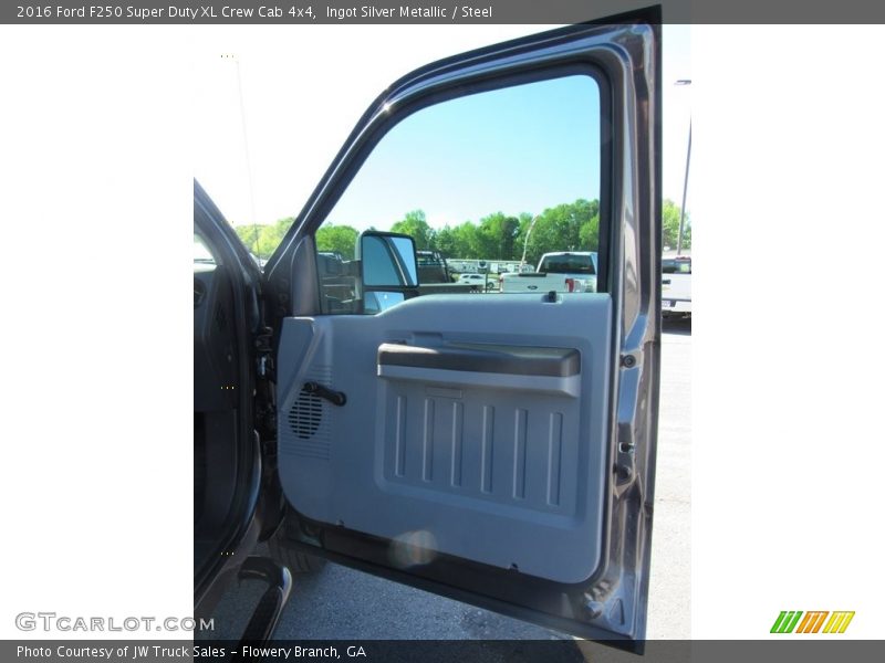 Ingot Silver Metallic / Steel 2016 Ford F250 Super Duty XL Crew Cab 4x4