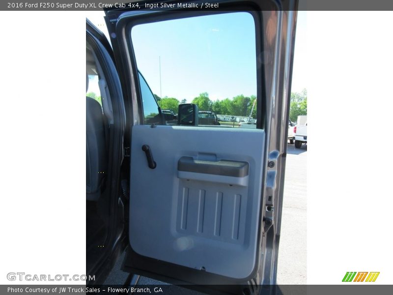 Ingot Silver Metallic / Steel 2016 Ford F250 Super Duty XL Crew Cab 4x4