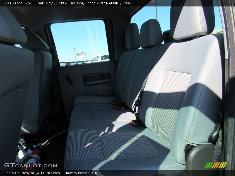 Ingot Silver Metallic / Steel 2016 Ford F250 Super Duty XL Crew Cab 4x4