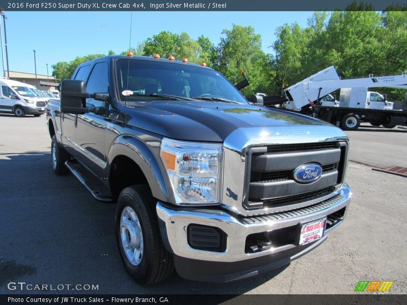 Ingot Silver Metallic / Steel 2016 Ford F250 Super Duty XL Crew Cab 4x4