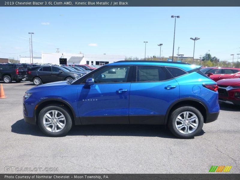 Kinetic Blue Metallic / Jet Black 2019 Chevrolet Blazer 3.6L Cloth AWD