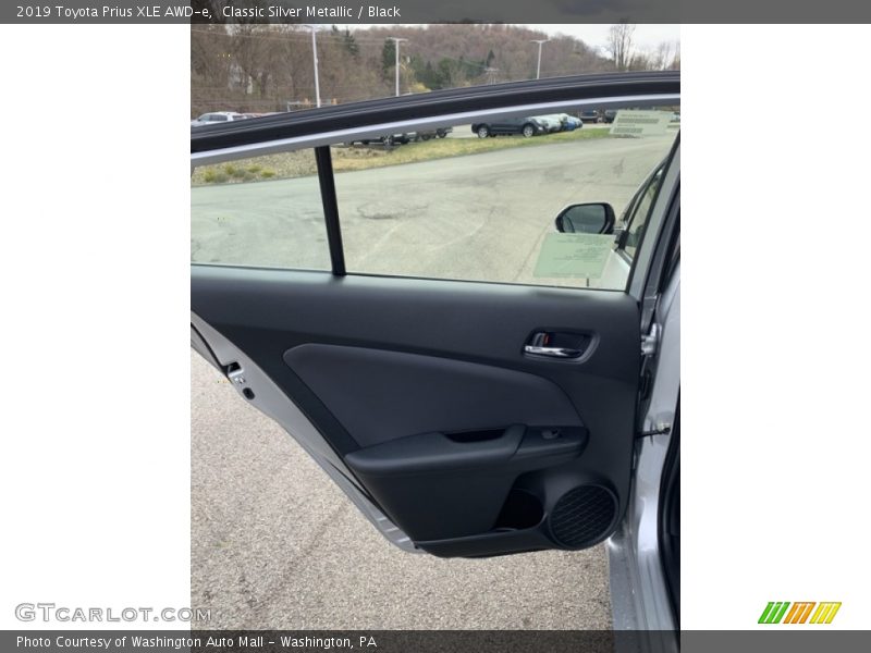 Classic Silver Metallic / Black 2019 Toyota Prius XLE AWD-e
