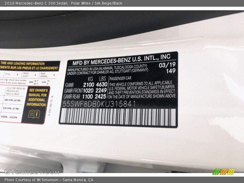 Polar White / Silk Beige/Black 2019 Mercedes-Benz C 300 Sedan