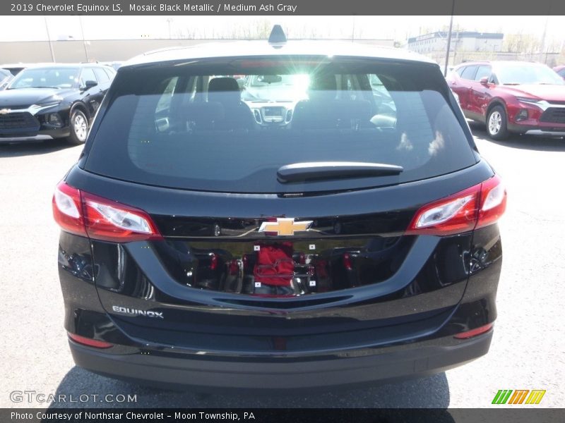 Mosaic Black Metallic / Medium Ash Gray 2019 Chevrolet Equinox LS