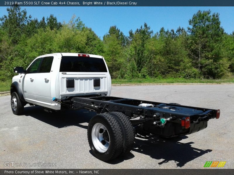 Bright White / Black/Diesel Gray 2019 Ram 5500 SLT Crew Cab 4x4 Chassis