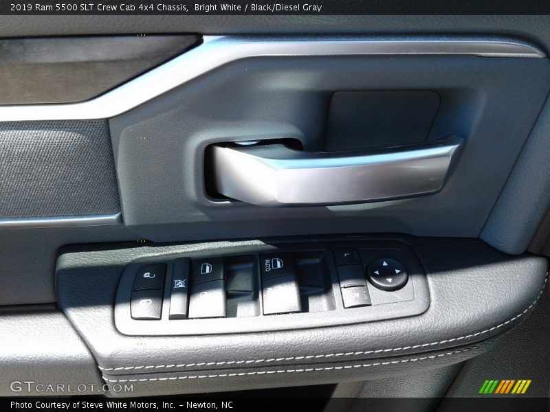 Bright White / Black/Diesel Gray 2019 Ram 5500 SLT Crew Cab 4x4 Chassis