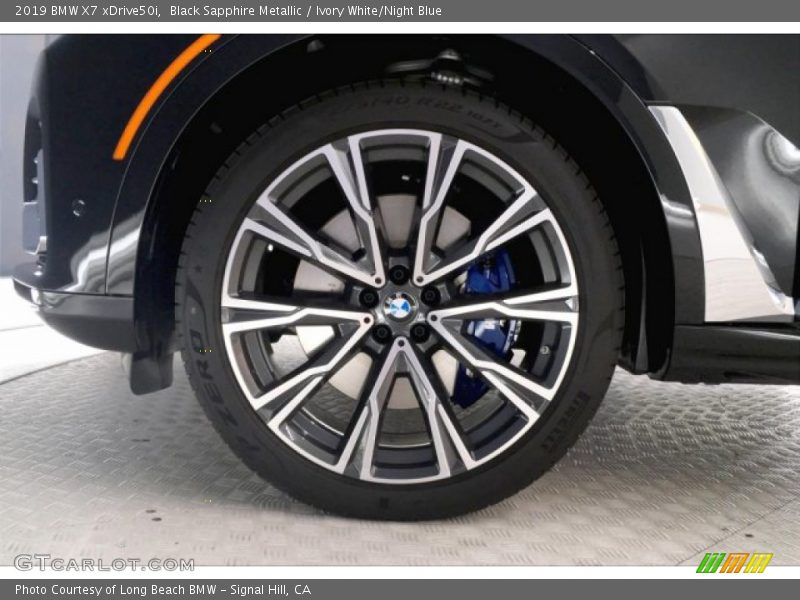  2019 X7 xDrive50i Wheel