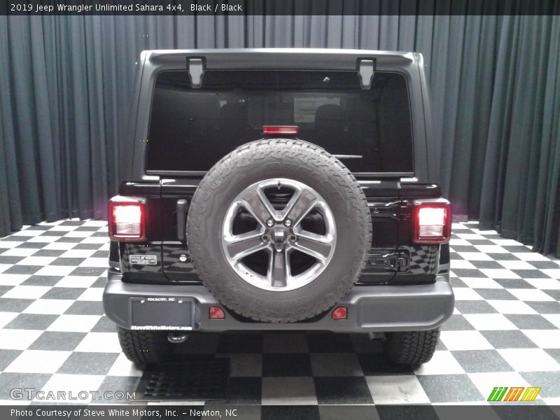 Black / Black 2019 Jeep Wrangler Unlimited Sahara 4x4