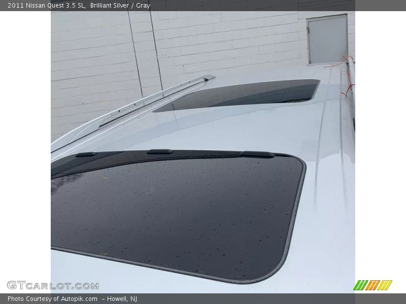 Brilliant Silver / Gray 2011 Nissan Quest 3.5 SL