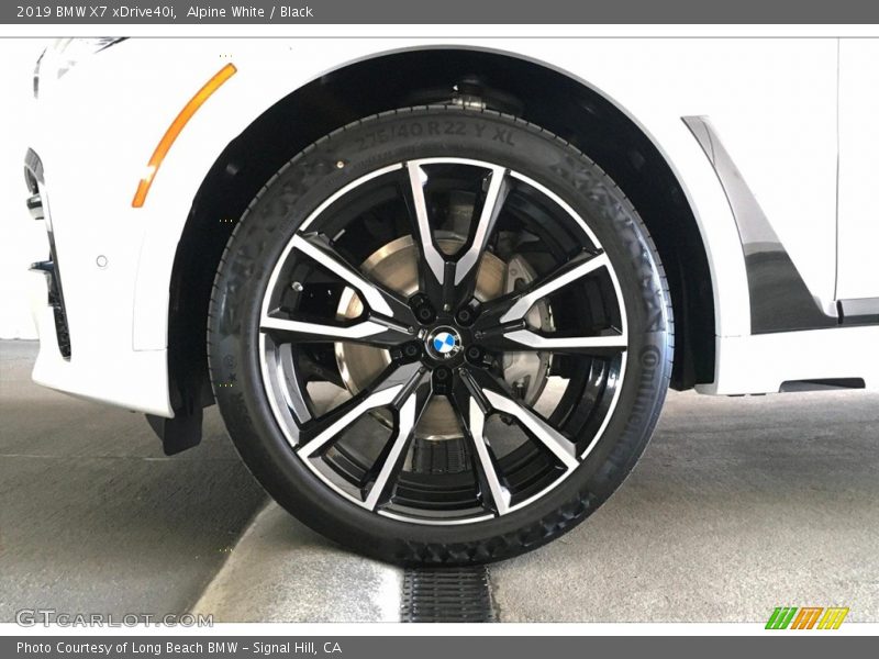 Alpine White / Black 2019 BMW X7 xDrive40i