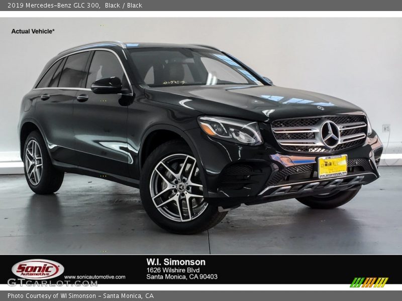 Black / Black 2019 Mercedes-Benz GLC 300