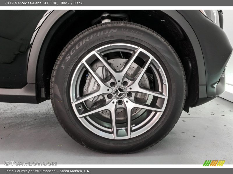 Black / Black 2019 Mercedes-Benz GLC 300