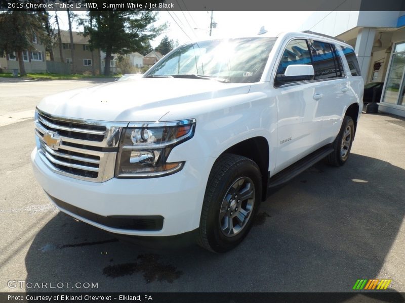 Summit White / Jet Black 2019 Chevrolet Tahoe LS 4WD