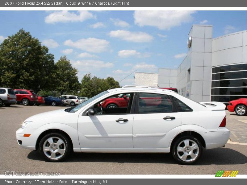 Cloud 9 White / Charcoal/Light Flint 2007 Ford Focus ZX4 SES Sedan