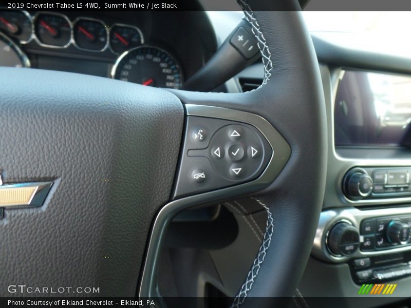 Summit White / Jet Black 2019 Chevrolet Tahoe LS 4WD