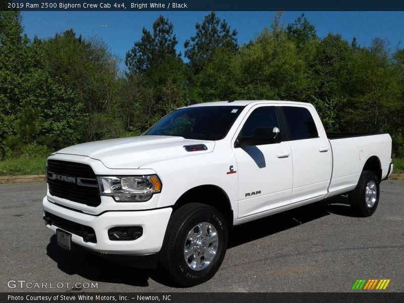 Bright White / Black 2019 Ram 2500 Bighorn Crew Cab 4x4