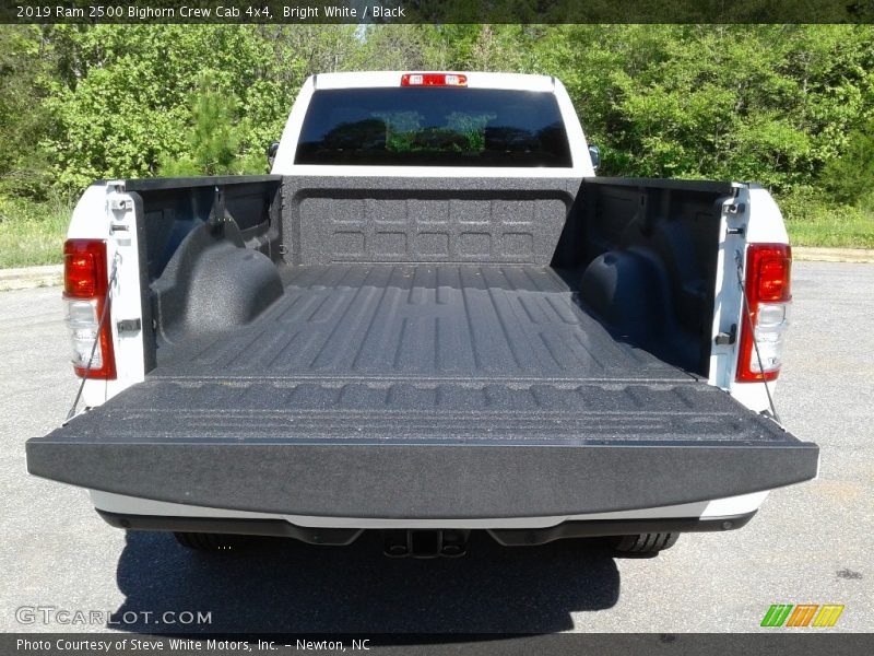 Bright White / Black 2019 Ram 2500 Bighorn Crew Cab 4x4