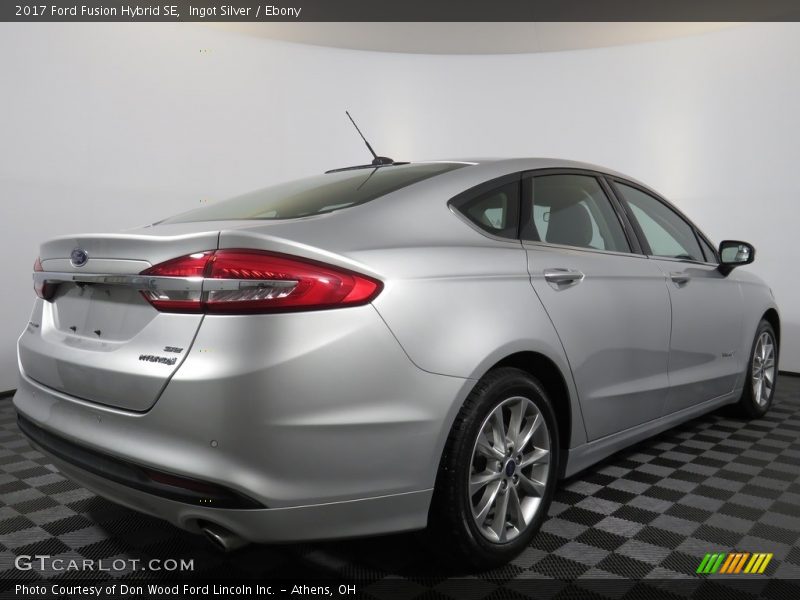 Ingot Silver / Ebony 2017 Ford Fusion Hybrid SE