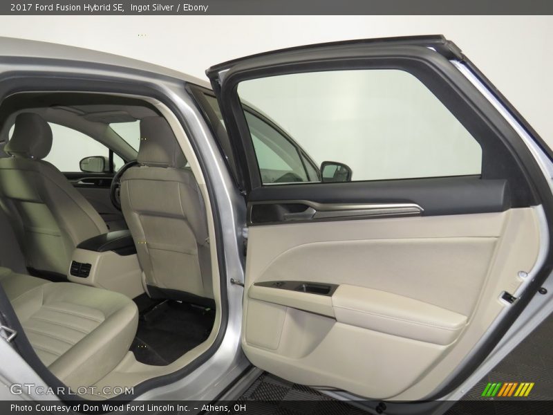 Ingot Silver / Ebony 2017 Ford Fusion Hybrid SE