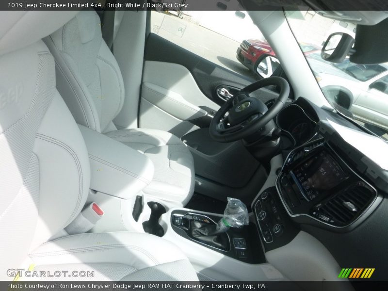 Bright White / Black/Ski Grey 2019 Jeep Cherokee Limited 4x4