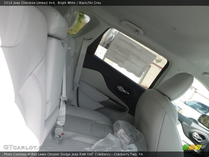 Bright White / Black/Ski Grey 2019 Jeep Cherokee Limited 4x4