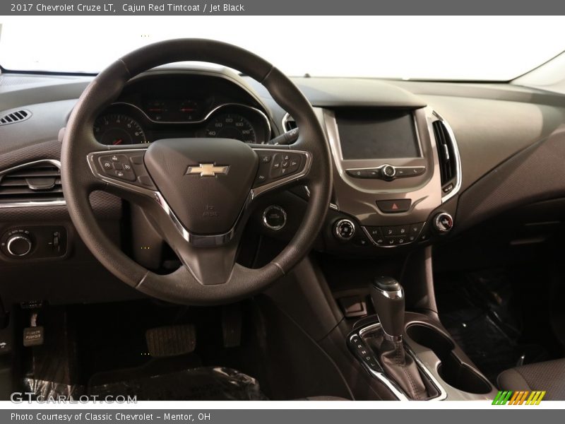 Cajun Red Tintcoat / Jet Black 2017 Chevrolet Cruze LT