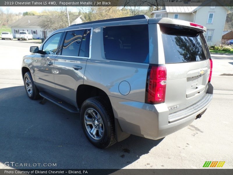 Pepperdust Metallic / Jet Black 2019 Chevrolet Tahoe LS 4WD
