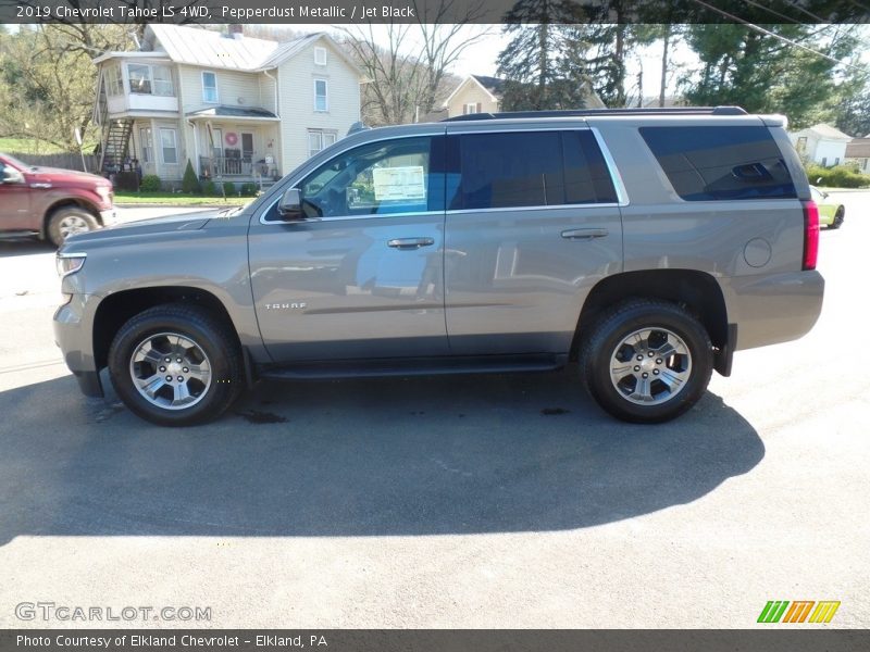 Pepperdust Metallic / Jet Black 2019 Chevrolet Tahoe LS 4WD