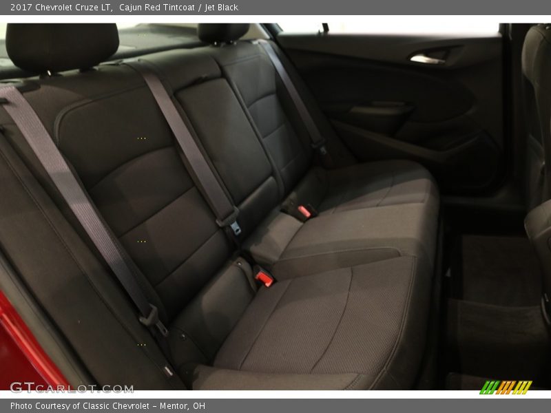 Cajun Red Tintcoat / Jet Black 2017 Chevrolet Cruze LT