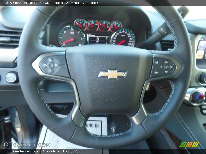 Pepperdust Metallic / Jet Black 2019 Chevrolet Tahoe LS 4WD