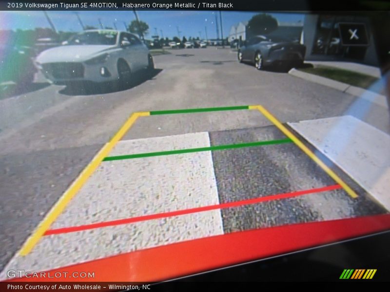 Habanero Orange Metallic / Titan Black 2019 Volkswagen Tiguan SE 4MOTION