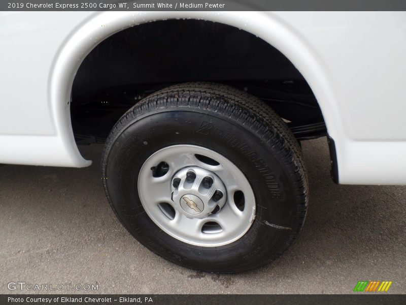 Summit White / Medium Pewter 2019 Chevrolet Express 2500 Cargo WT