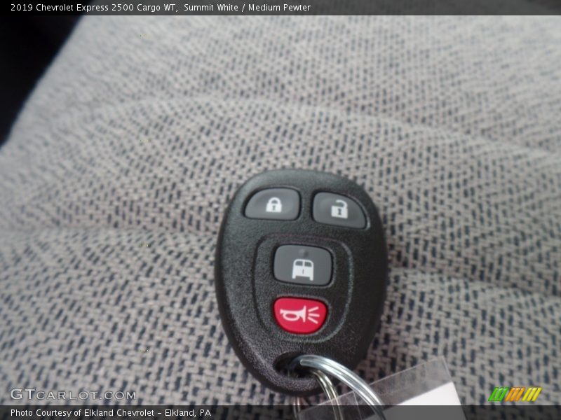 Summit White / Medium Pewter 2019 Chevrolet Express 2500 Cargo WT