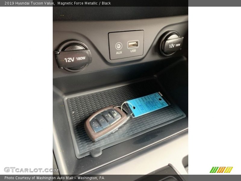 Magnetic Force Metallic / Black 2019 Hyundai Tucson Value