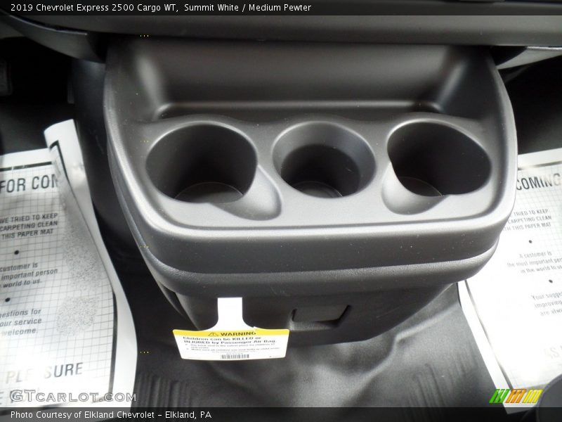 Summit White / Medium Pewter 2019 Chevrolet Express 2500 Cargo WT