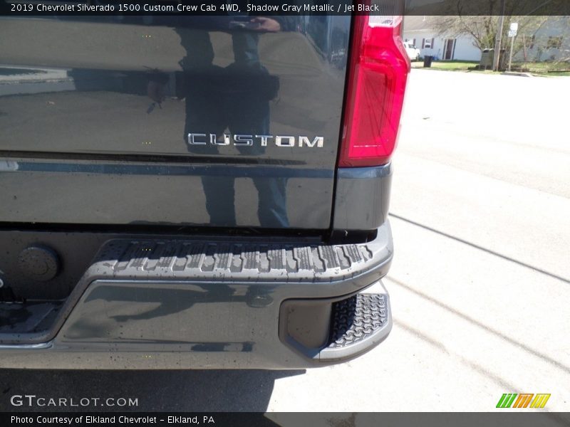 Shadow Gray Metallic / Jet Black 2019 Chevrolet Silverado 1500 Custom Crew Cab 4WD