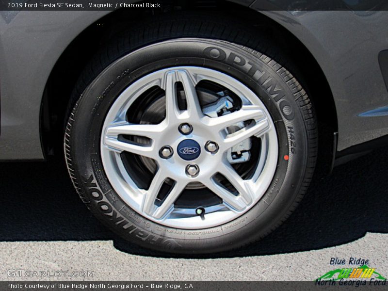 Magnetic / Charcoal Black 2019 Ford Fiesta SE Sedan