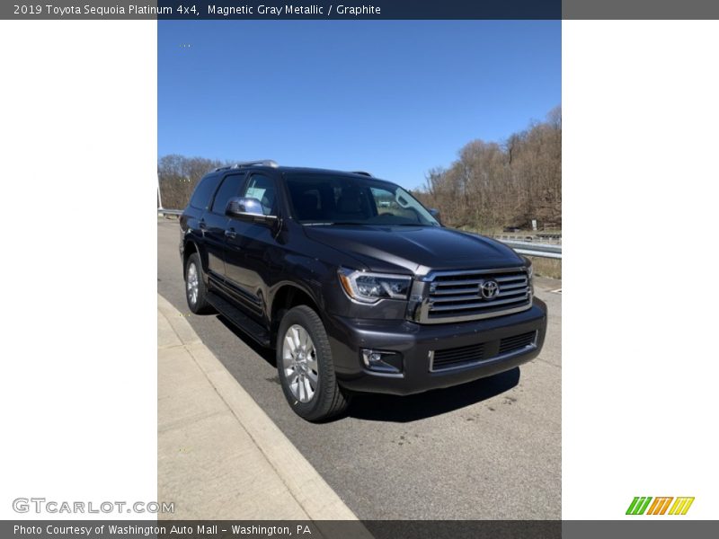 Magnetic Gray Metallic / Graphite 2019 Toyota Sequoia Platinum 4x4