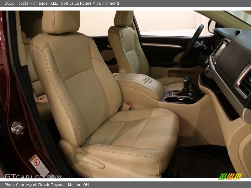 Ooh La La Rouge Mica / Almond 2016 Toyota Highlander XLE