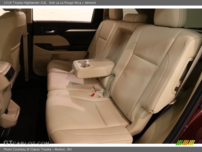 Ooh La La Rouge Mica / Almond 2016 Toyota Highlander XLE