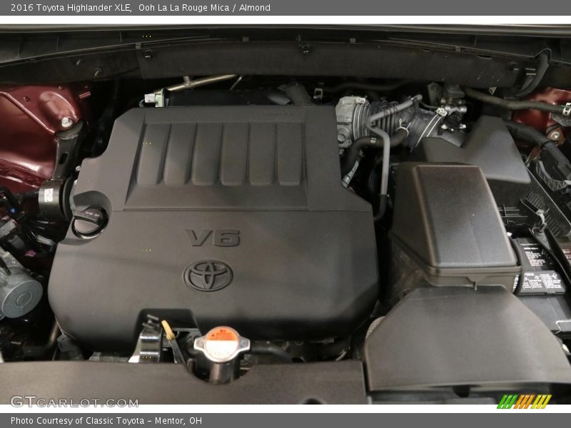 Ooh La La Rouge Mica / Almond 2016 Toyota Highlander XLE