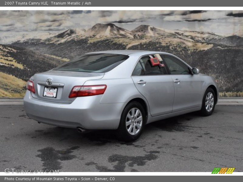 Titanium Metallic / Ash 2007 Toyota Camry XLE