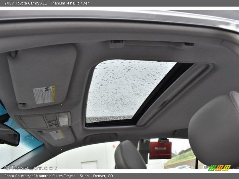 Titanium Metallic / Ash 2007 Toyota Camry XLE