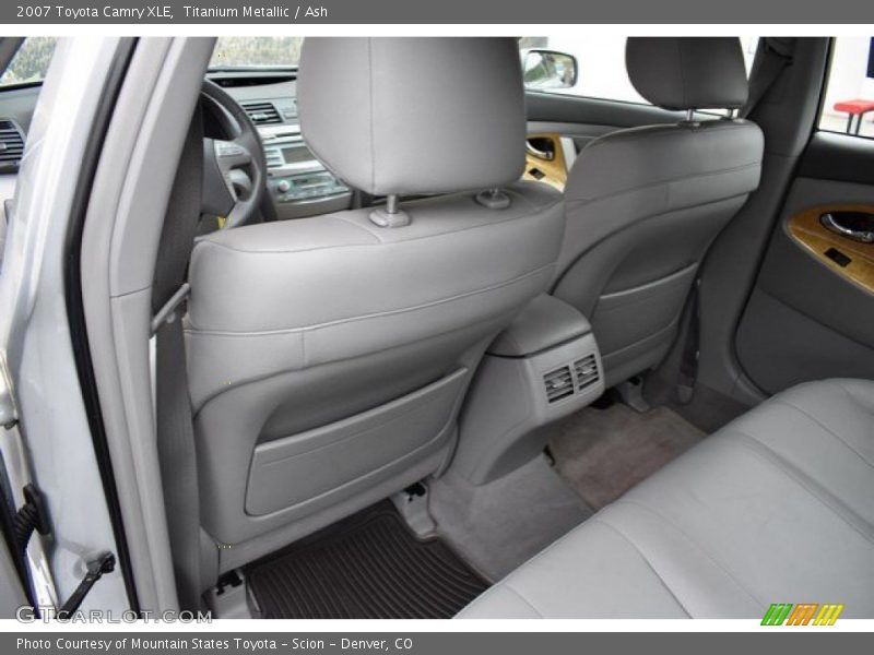 Titanium Metallic / Ash 2007 Toyota Camry XLE