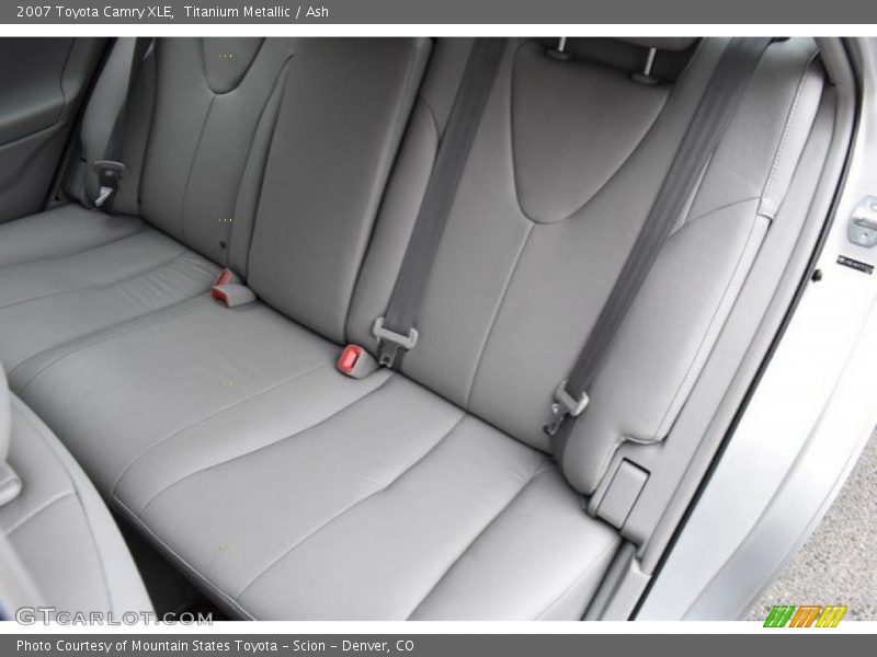 Titanium Metallic / Ash 2007 Toyota Camry XLE